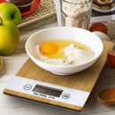 Bamboo Kitchen Scale+in use