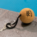 Cork Floating Key Ring Round+in use