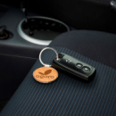 Santo Key Ring Round+in use